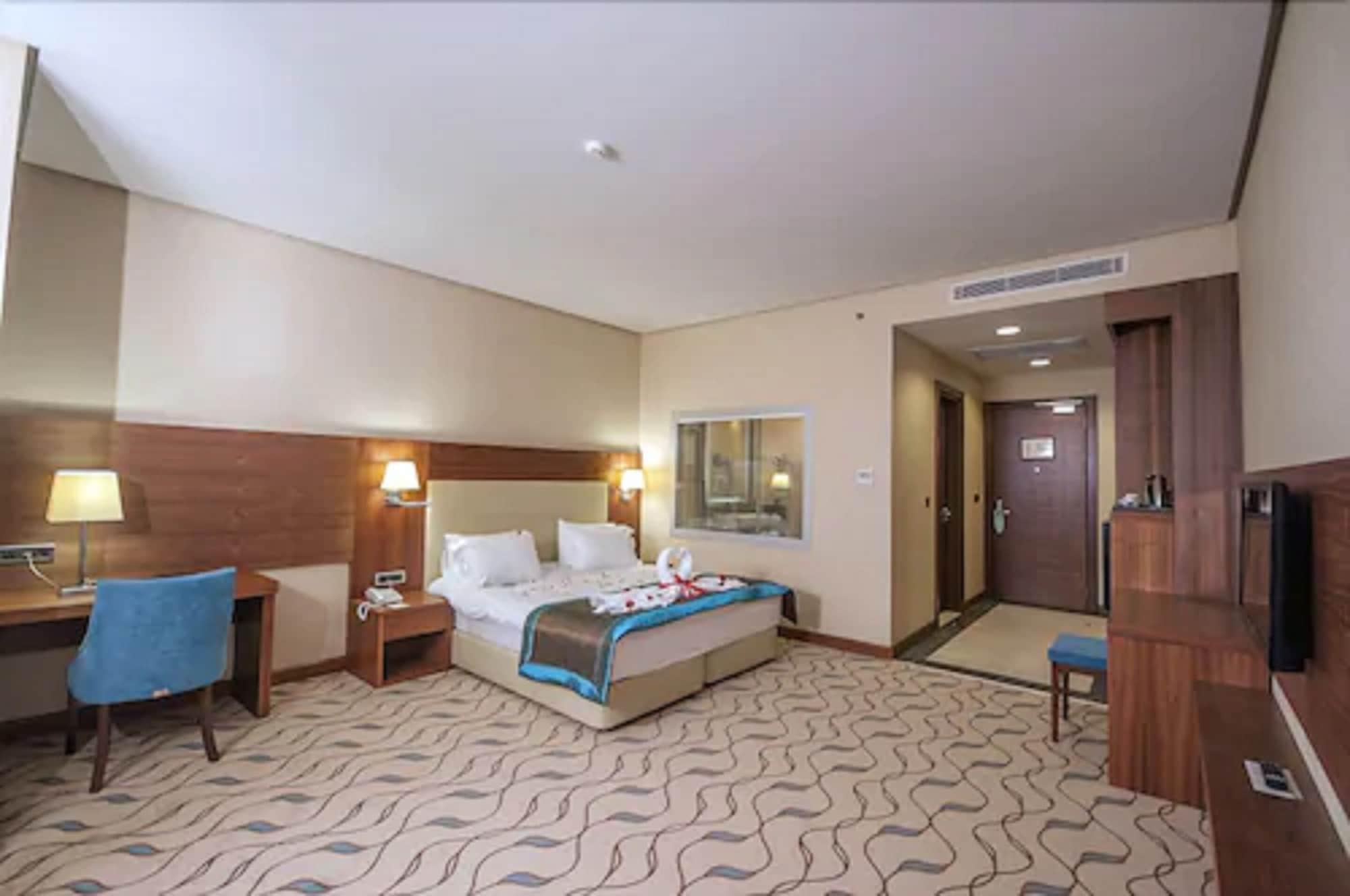 Margi Hotel Edirne Zewnętrze zdjęcie A room at the hotel