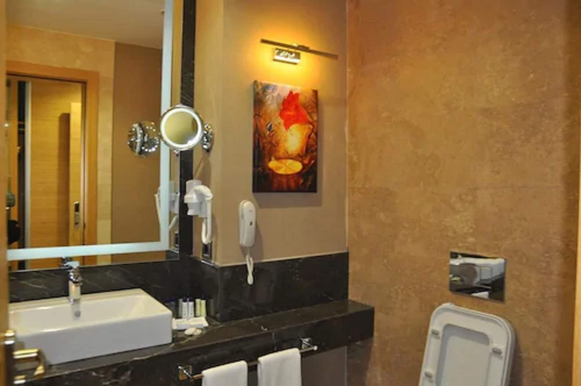 Margi Hotel Edirne Zewnętrze zdjęcie Bathroom