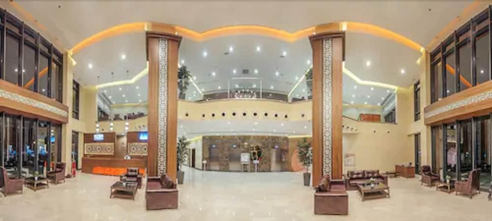 Margi Hotel Edirne Zewnętrze zdjęcie The lobby of the hotel