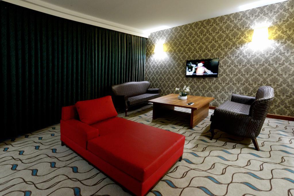 Margi Hotel Edirne Zewnętrze zdjęcie Suite room